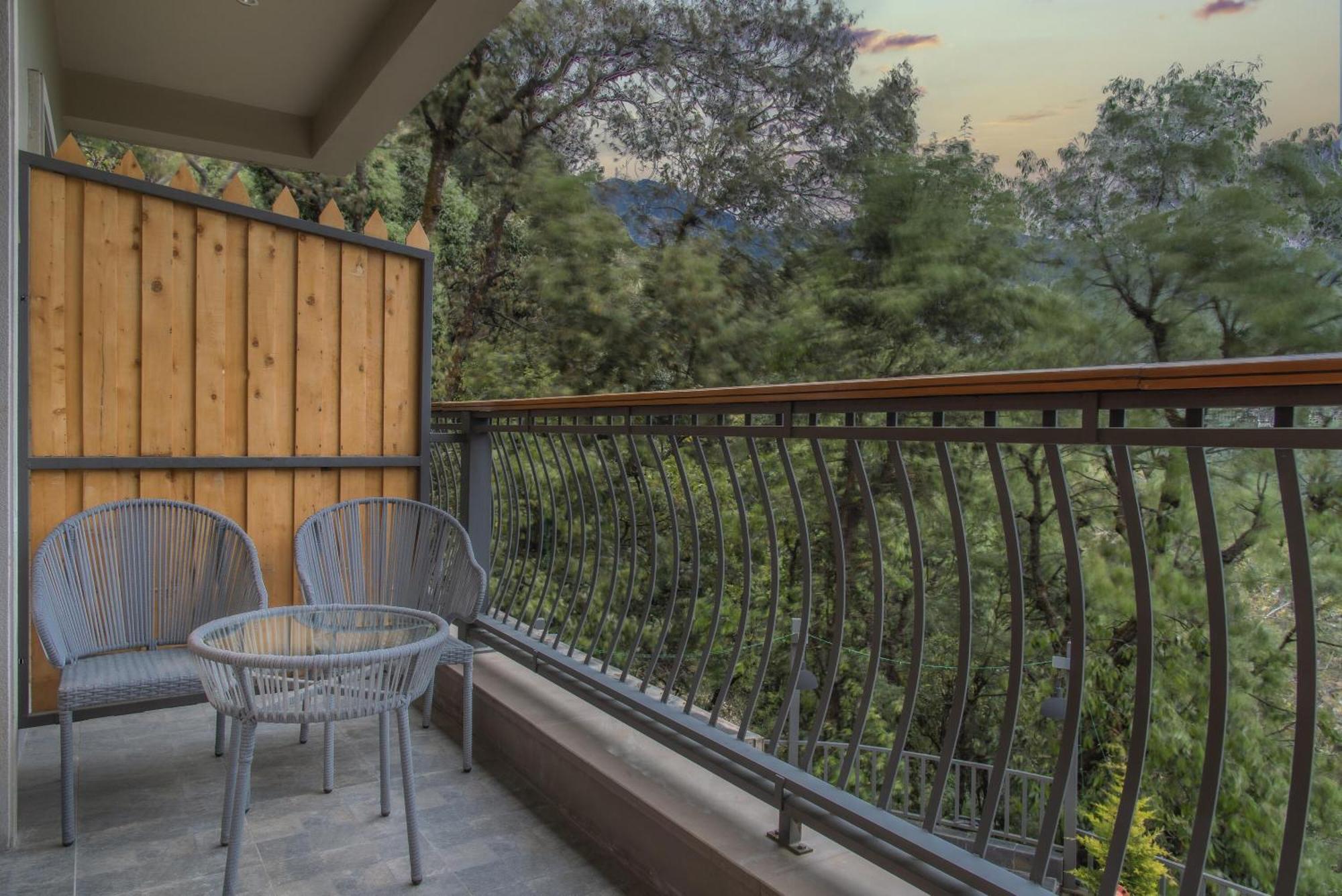 Echor Mandara Treevilla Dharamshala Exterior photo