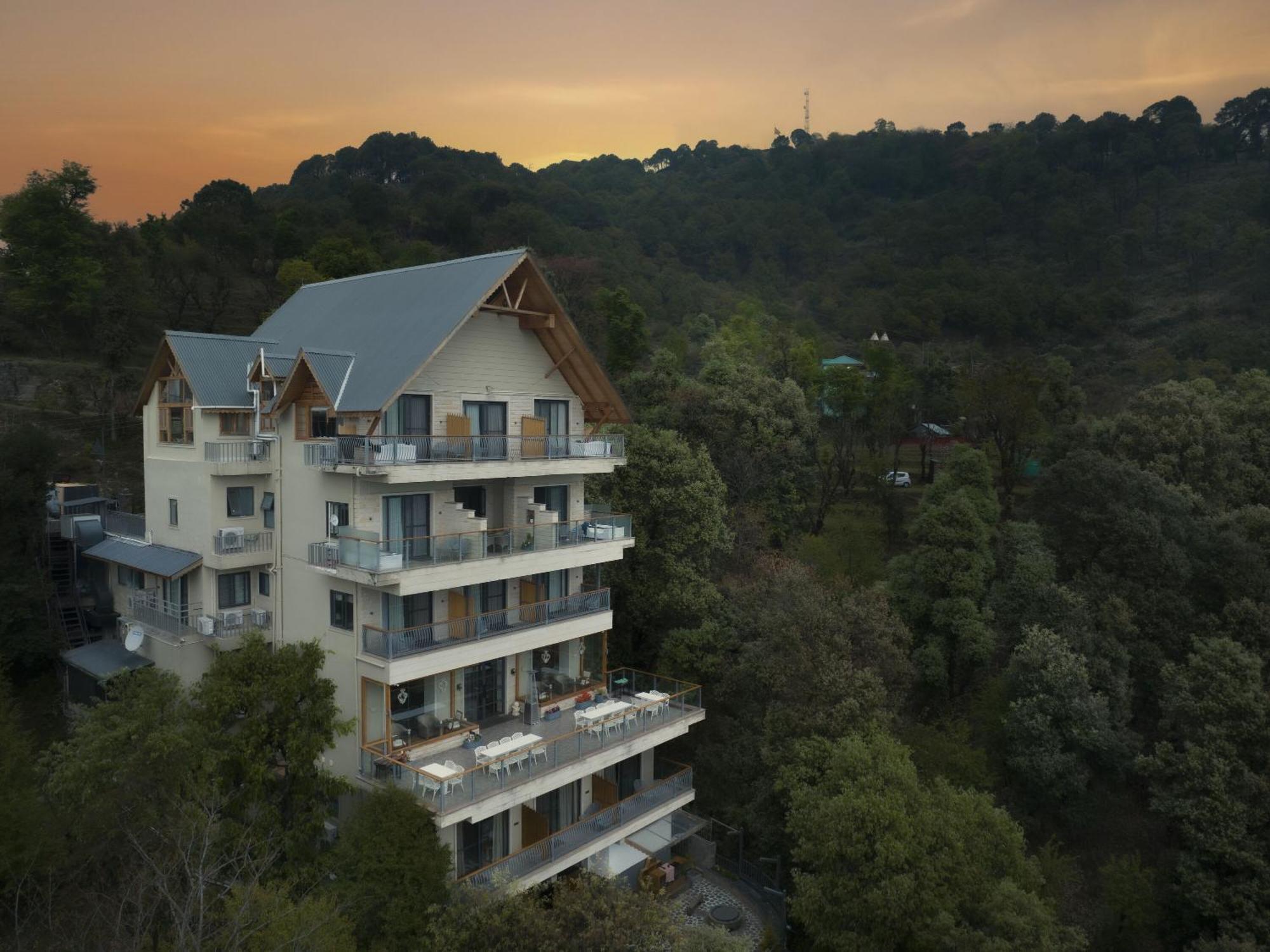 Echor Mandara Treevilla Dharamshala Exterior photo